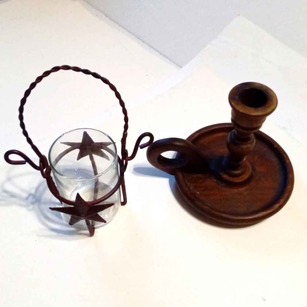 2 Candle Holders (Set of 2)